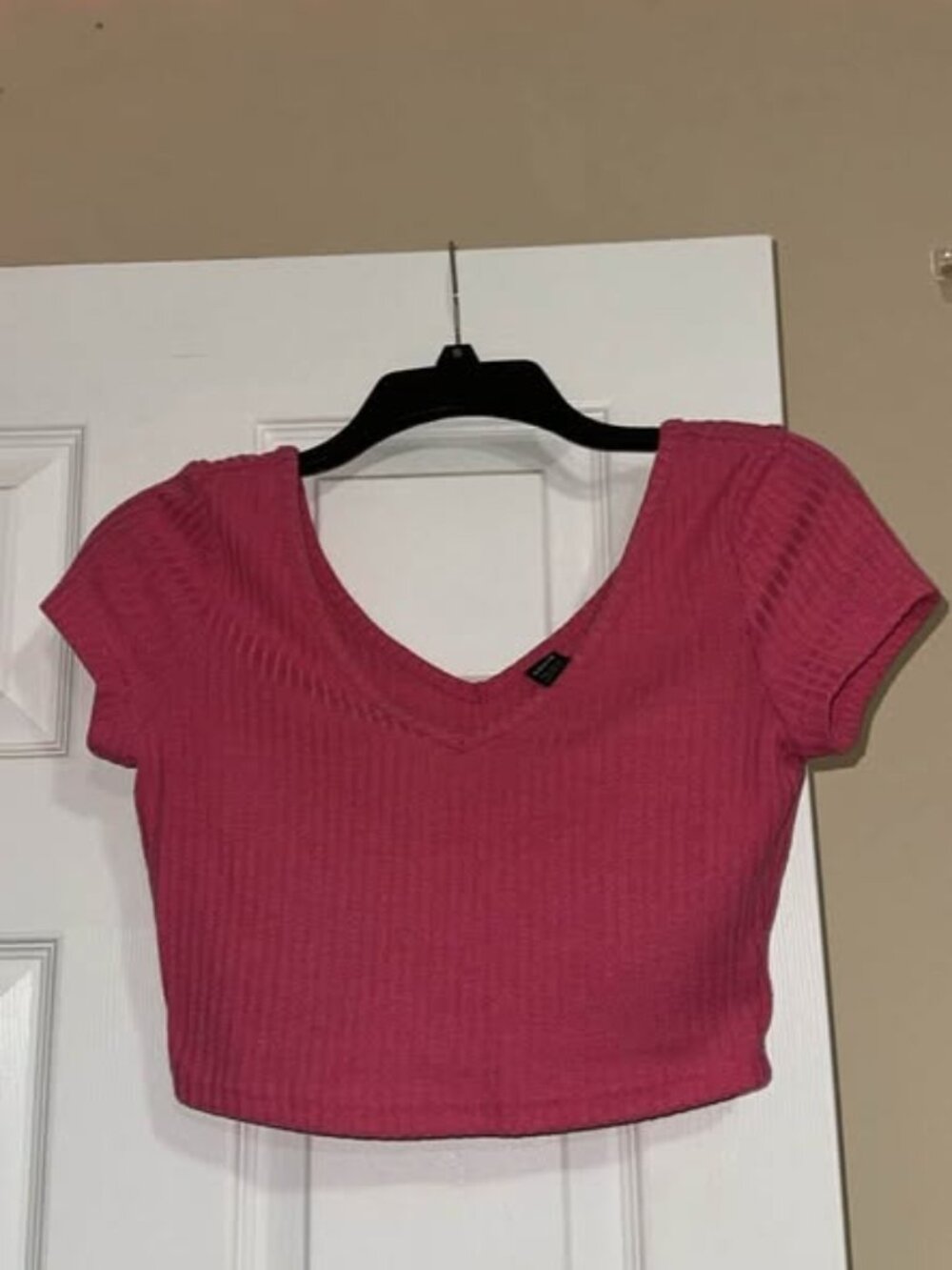 Cropped V-Neck Shirt Size Small